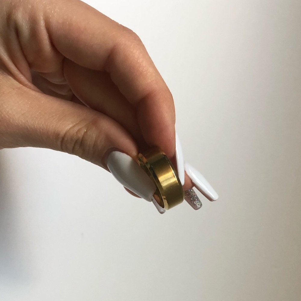 gold ring